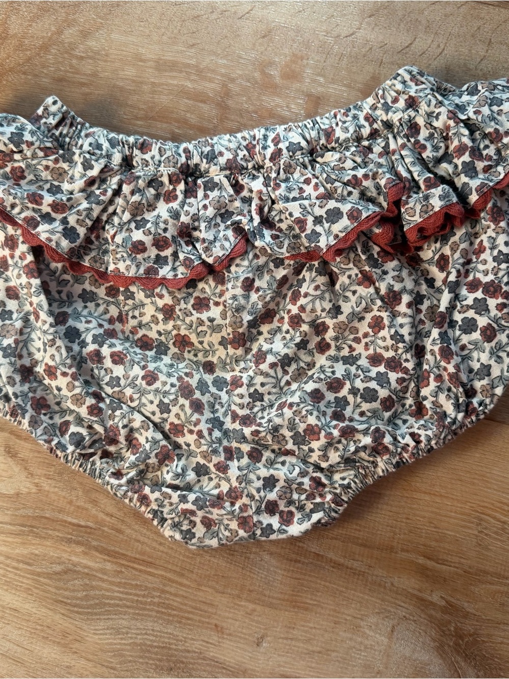 Toddler Rust Ribbed Top & Floral Ruffle Bloomer Set - Picture 3 of 5